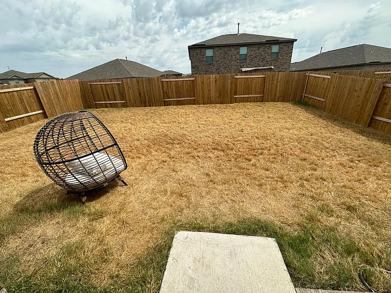 2112 Penaflor Dr — Photo 10