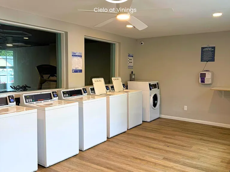 Premium Living at Cielo at Vinings - Pool, Gym & More! — Photo 17