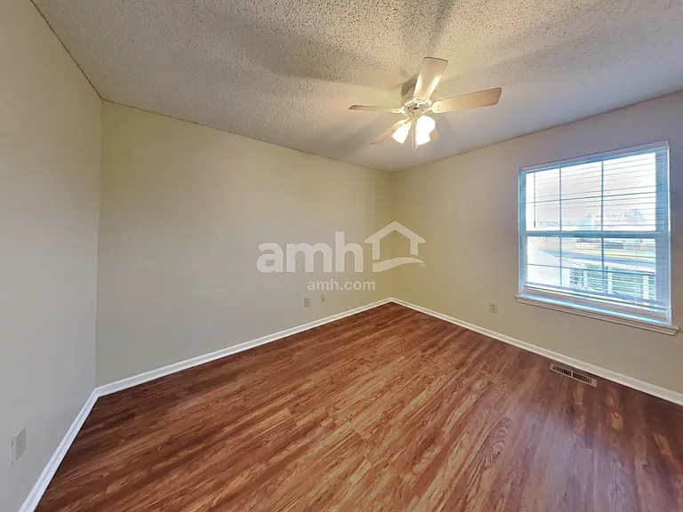 7411 Cordova Dr — Photo 14