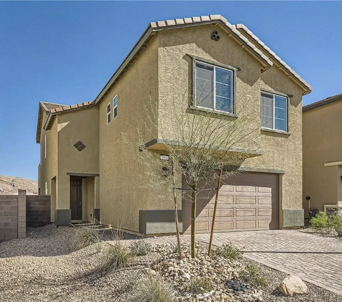 Building Photo - 2956 Moulin Heights St