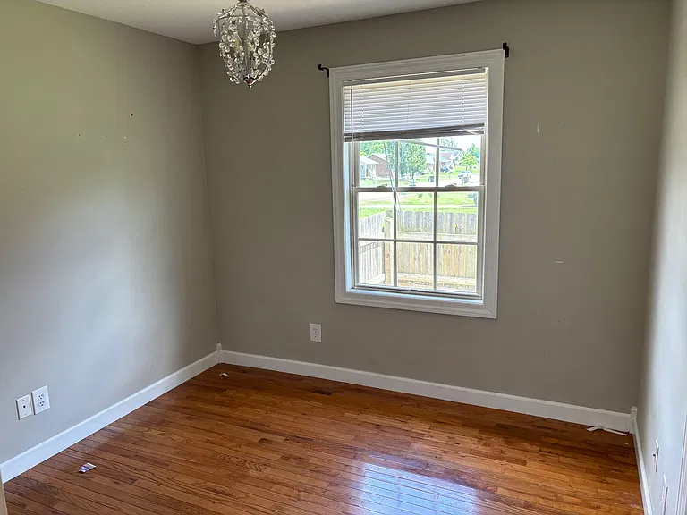 437 American Dr — Photo 6