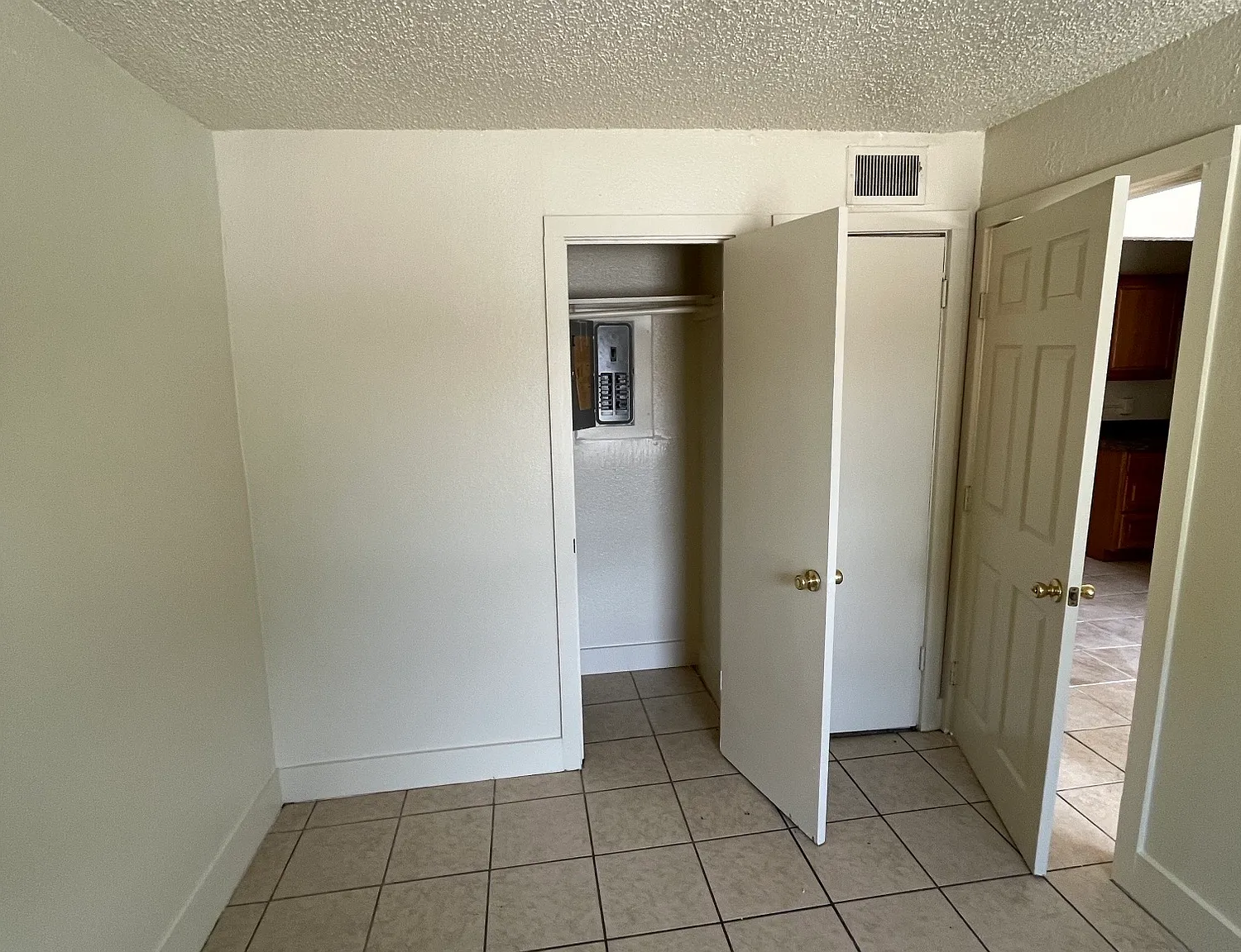 536 South 54th Street - 3 — Photo 4