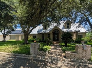 1811 Sundance St, Palmhurst, TX 78573