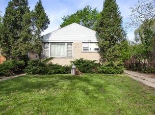 7616 Niles Center Rd, Skokie, IL 60077