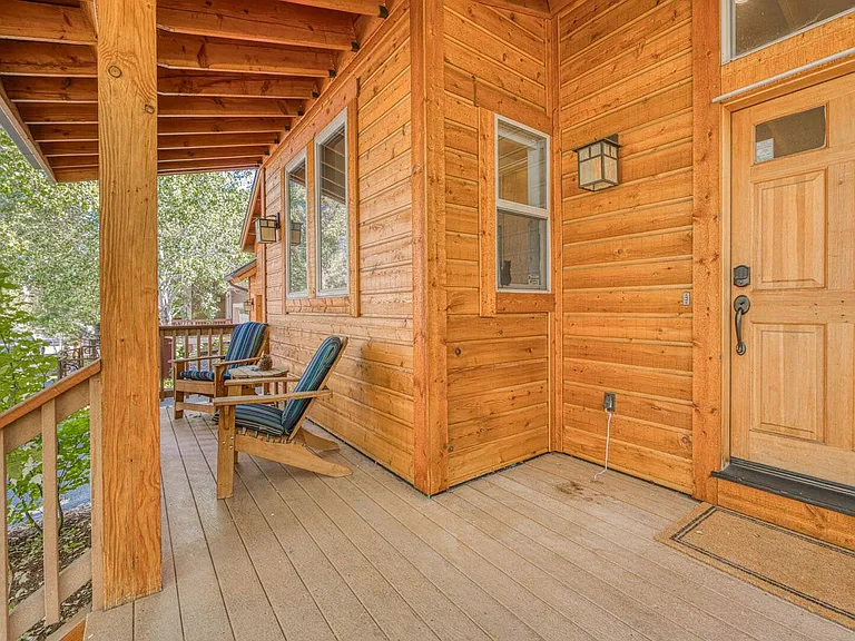 10559 Sara Bear Ln — Photo 37