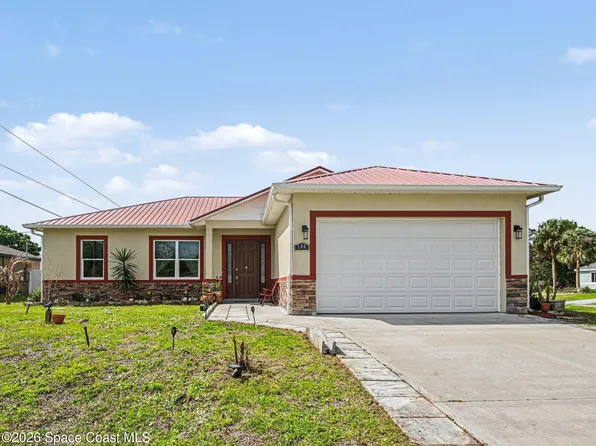 700 Cleaves St SE, Palm Bay, FL 32909