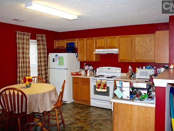 5th image of 221 Noah Ct