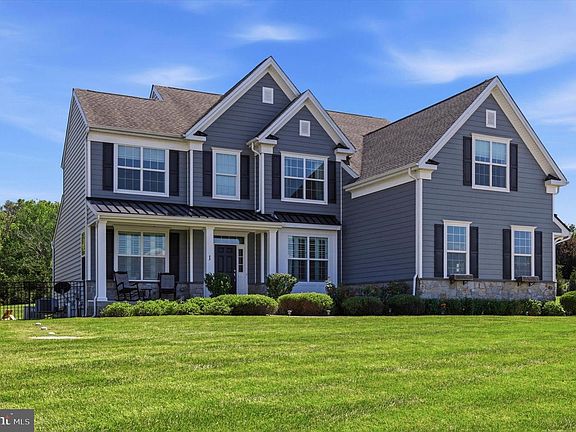 2nd image of 1 Bennett Ln