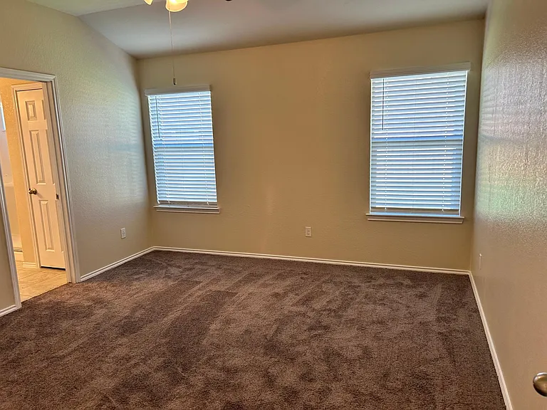 6400 Treiber Dr — Photo 13