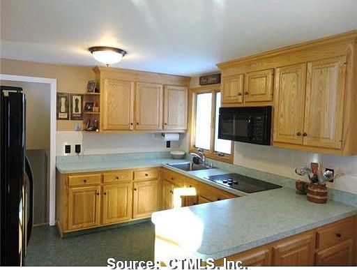 3rd image of 12 Ahern Dr
