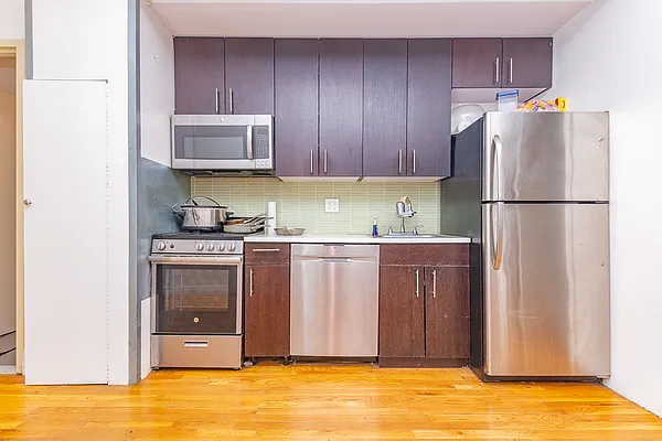 Rented by MySpaceNYC | media 23