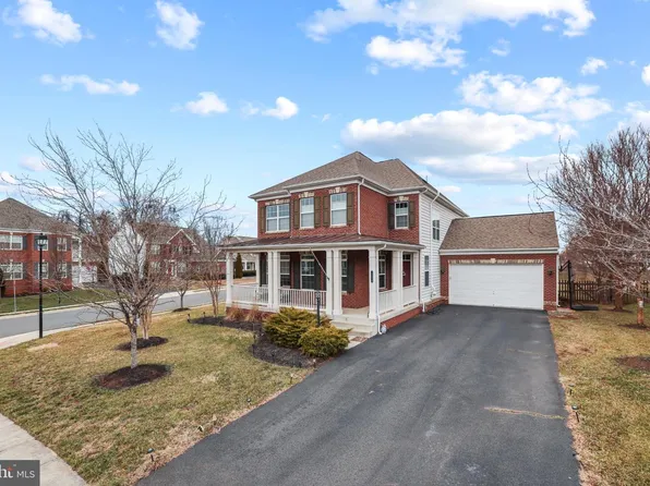 13426 Eagles Rest Dr, Leesburg, VA 20176