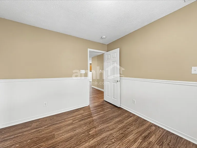 2521 Monarchy Ln — Photo 13