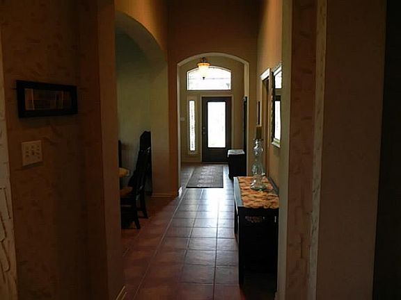 3rd image of 9132 Crandall Dr
