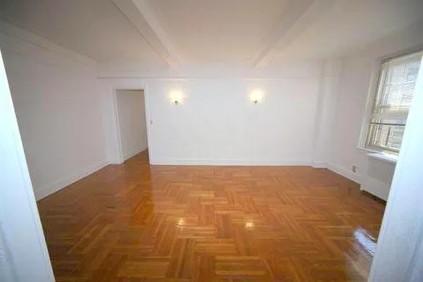 Rented by Mark David | media 5