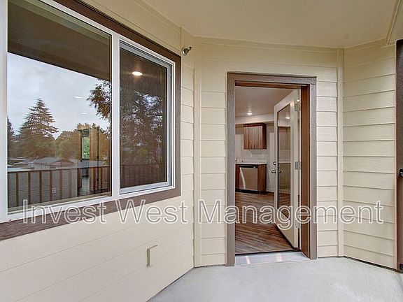 4th image of 404 NE 117th Ave #115