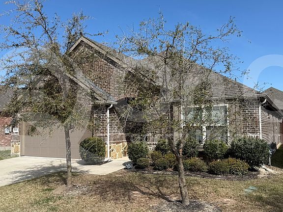 3rd image of 617 Brock Dr