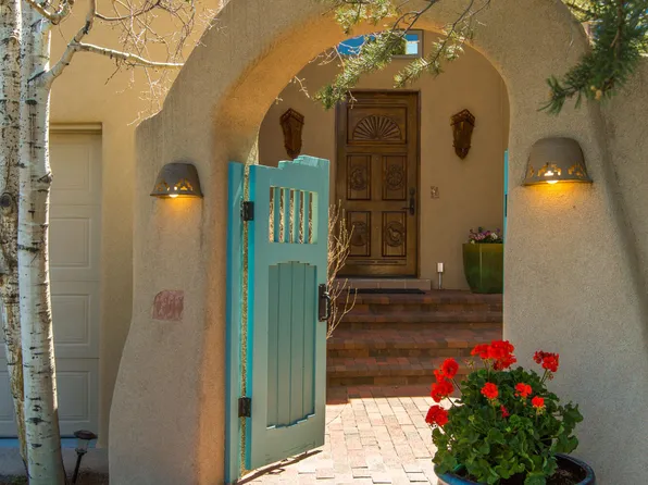 53 Kiva Loop, Sandia Park, NM 87047