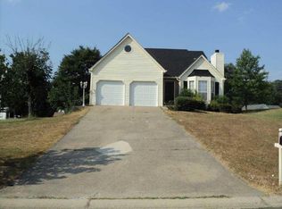 1300 Paddocks Way, Powder Springs, GA 30127