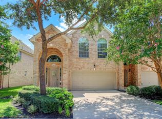 7523 S Linpar Ct, Houston, TX 77040