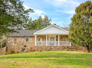 121 Isbill Rd, Chattanooga, TN 37419