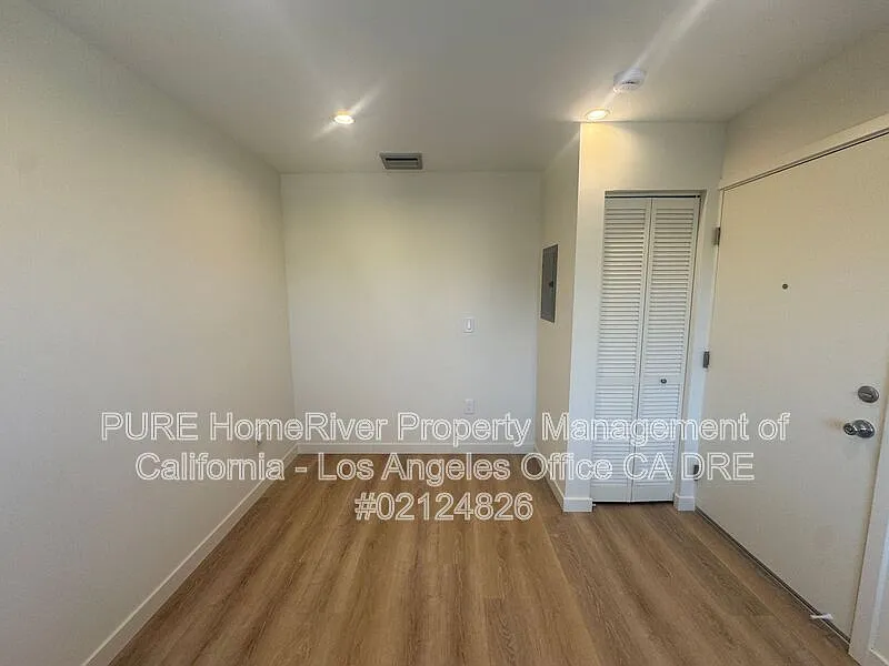 Studio, 1.0 bath, 205 sqft, $1,695 — Photo 2
