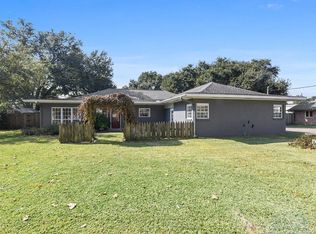 121 Lippi Blvd, Lafayette, LA 70508
