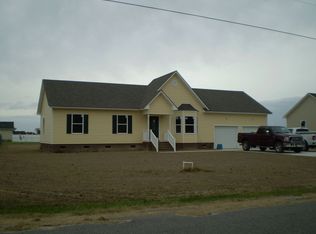204 Riverwood Dr, Hertford, NC 27944
