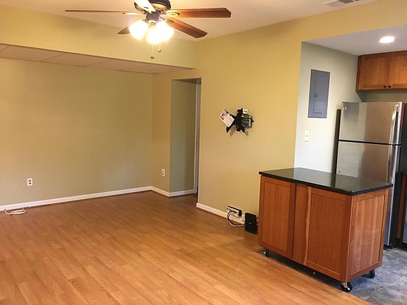 5th image of 1859 Wilson Blvd APT 372