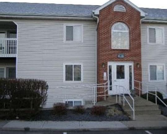 2nd image of 10112 Carnation Ct APT 3