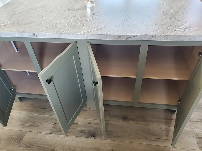 ISLAND CABINET STORAGR