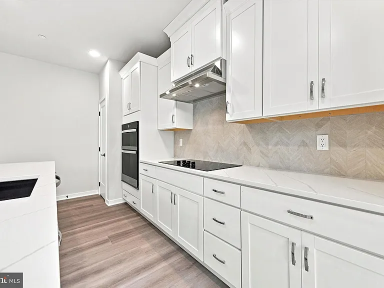 46 Grayson Ln — Photo 5