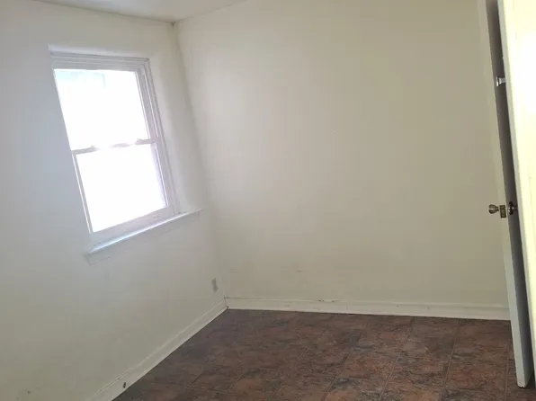 75 S Center St #7, Millville, PA 17846