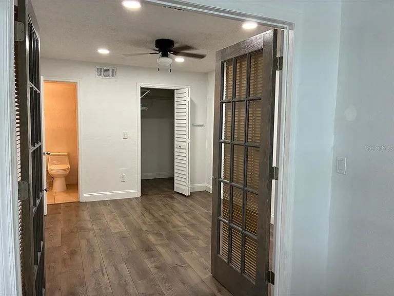 5701 Gatlin Ave #125 — Photo 9