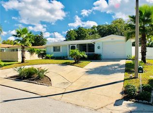 9736 Sandstone Ln, Port Richey, FL 34668