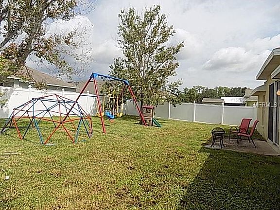 4th image of 2602 Sunningdale Dr