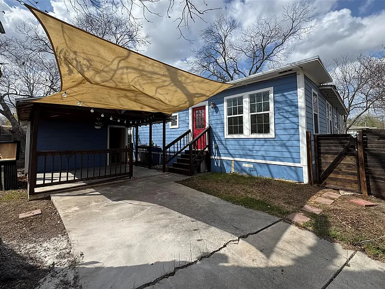 1402 Mardell St — Photo 17