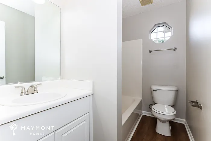 345 Washington St — Photo 13
