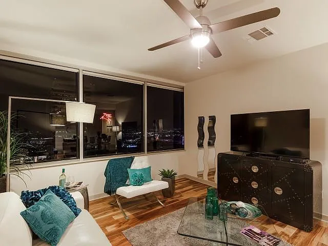 LTV Tower Apartments — Photo 90