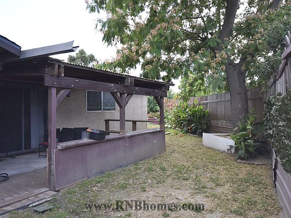 5th image of 7230 Castilian Ct
