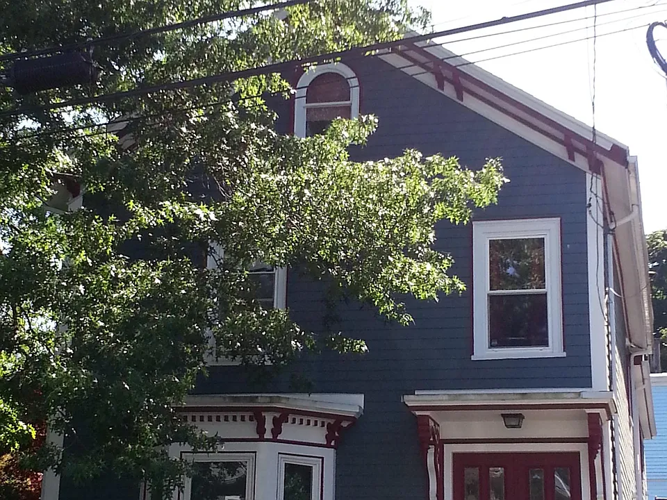 87 Wyman St #1