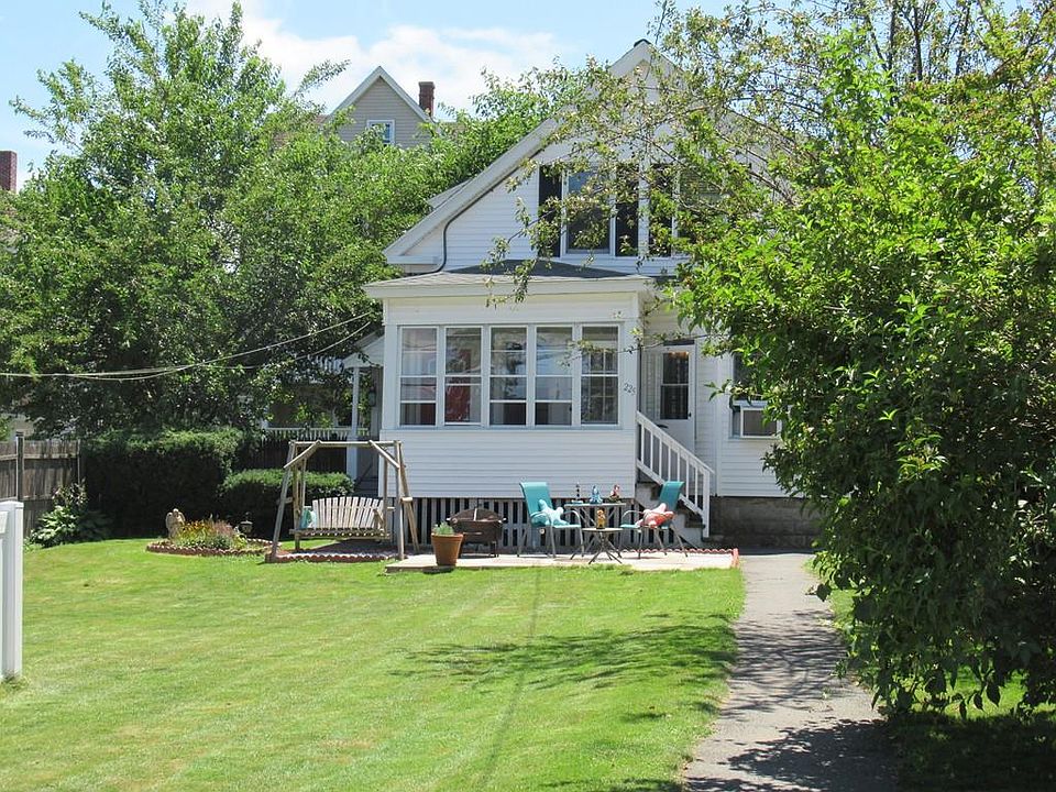 1st image of 225 E Haverhill St