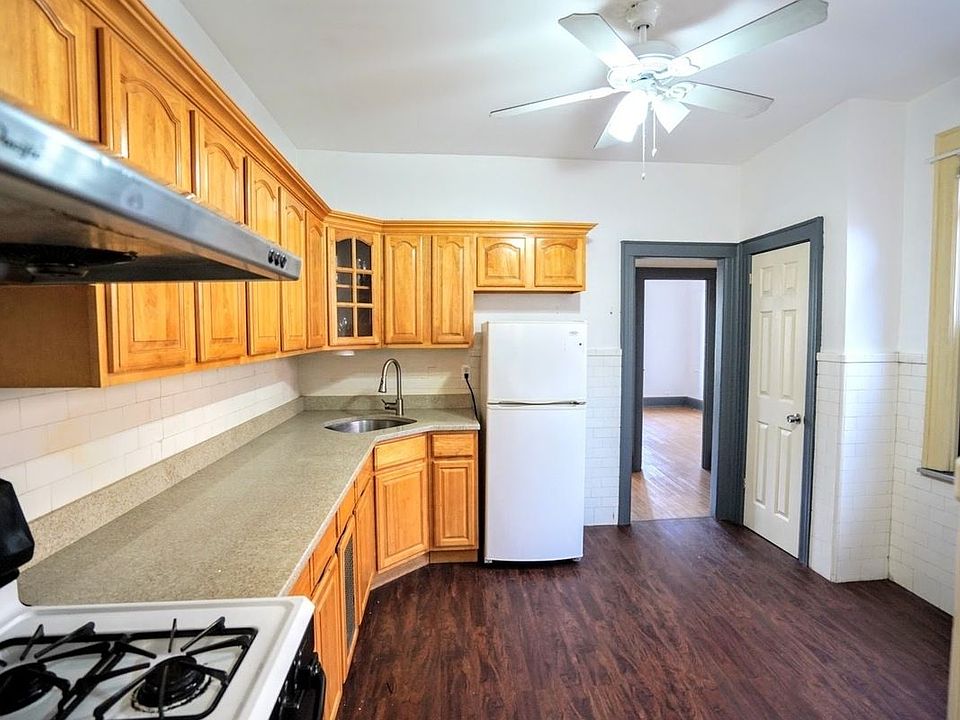 1st image of 10031 Metropolitan Ave APT 3R