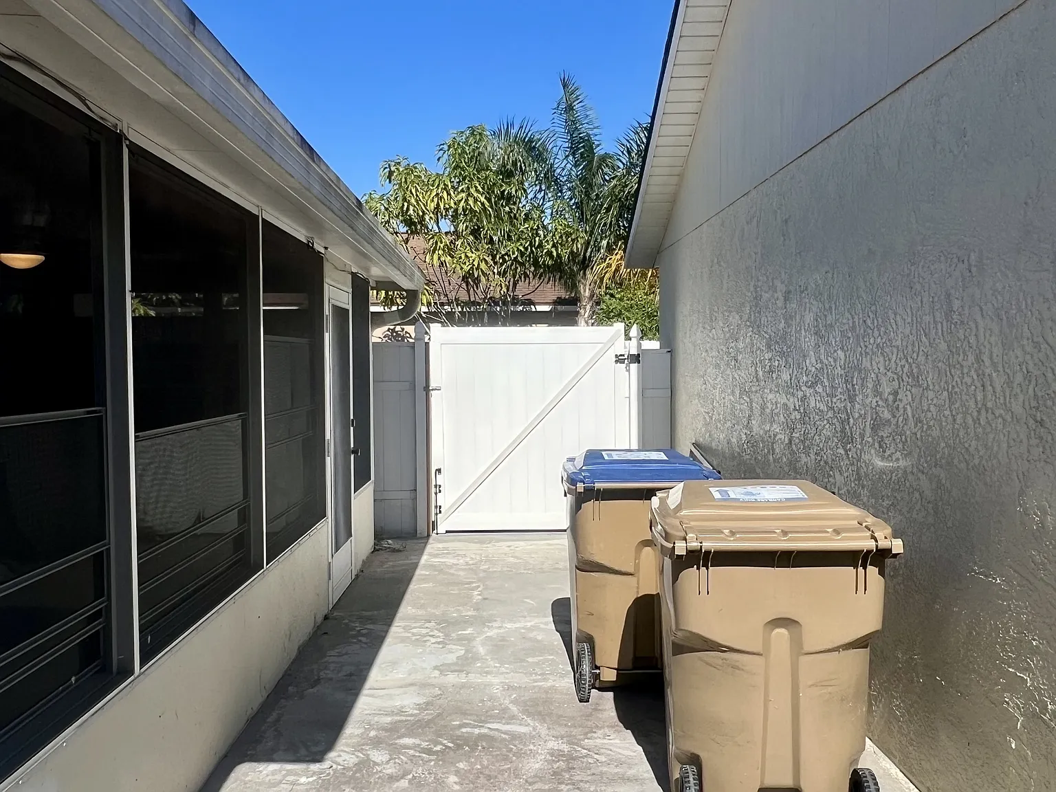 2386 Harbor Town Drive - 1 — Photo 2