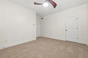 2550 Sibley Dr — Photo 32