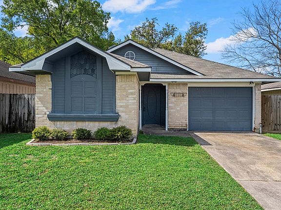 3rd image of 23547 Pebworth Pl