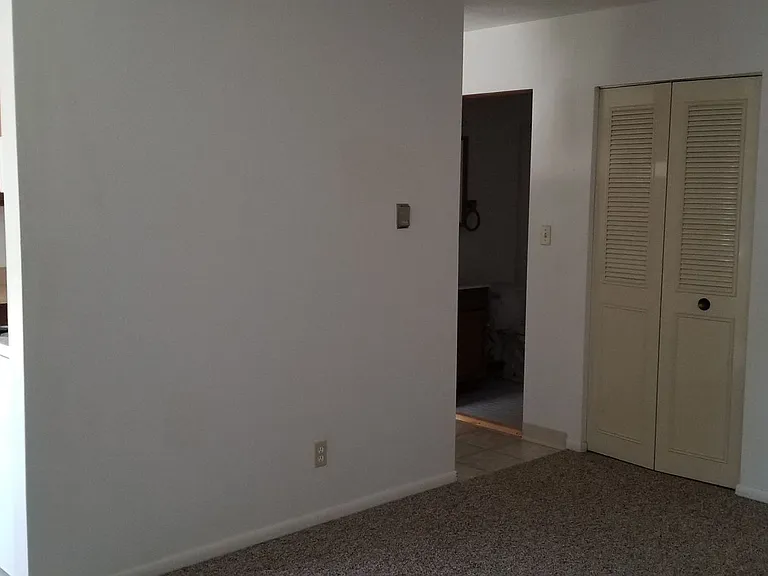 916 S 8th St — Photo 5