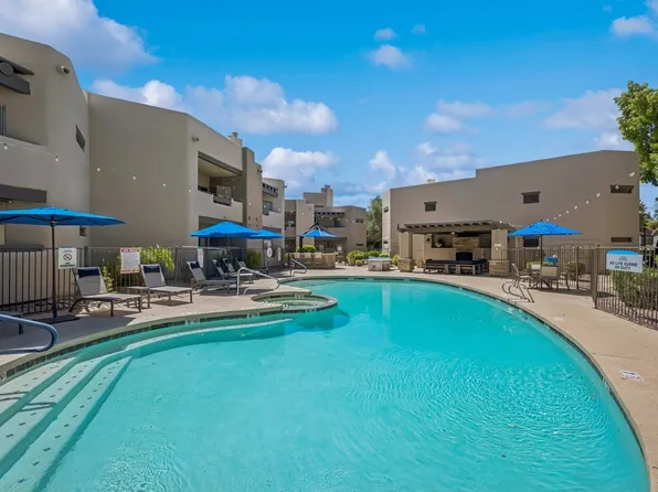 Scottsdale Horizon Apartments