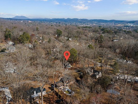 5th image of 4205 Fulton Dr