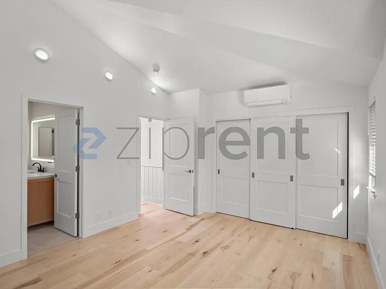 223 Saratoga Ave — Photo 23